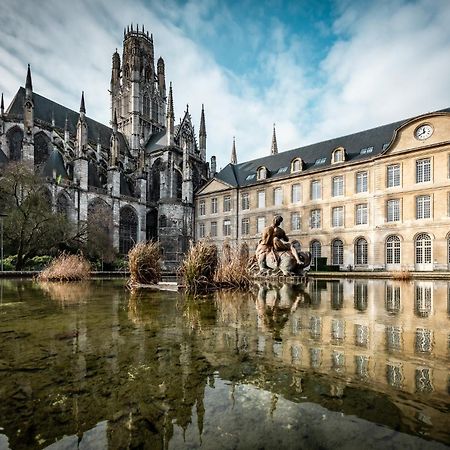 Aux Jardins De L'Hotel De Ville - Appartement Hypercentre Avec Parking Prive Rouen Eksteriør billede
